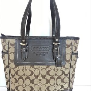 Authentic Coach Classic brown tote